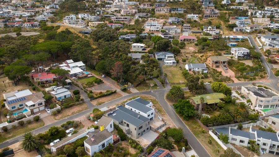 3 Bedroom Property for Sale in Mountainside Western Cape